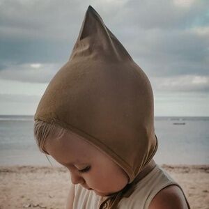 The simple folk fleece pixie hat camel